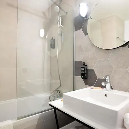 Kyriad Strasbourg Nord - Palais Des Congrès 3*