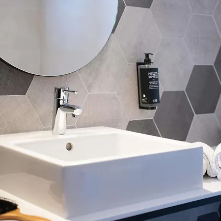 Kyriad Strasbourg Nord - Palais Des Congrès Hotel 3*